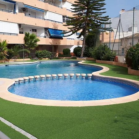 Apartament Flamingo Z Basenem Торевиеха Екстериор снимка